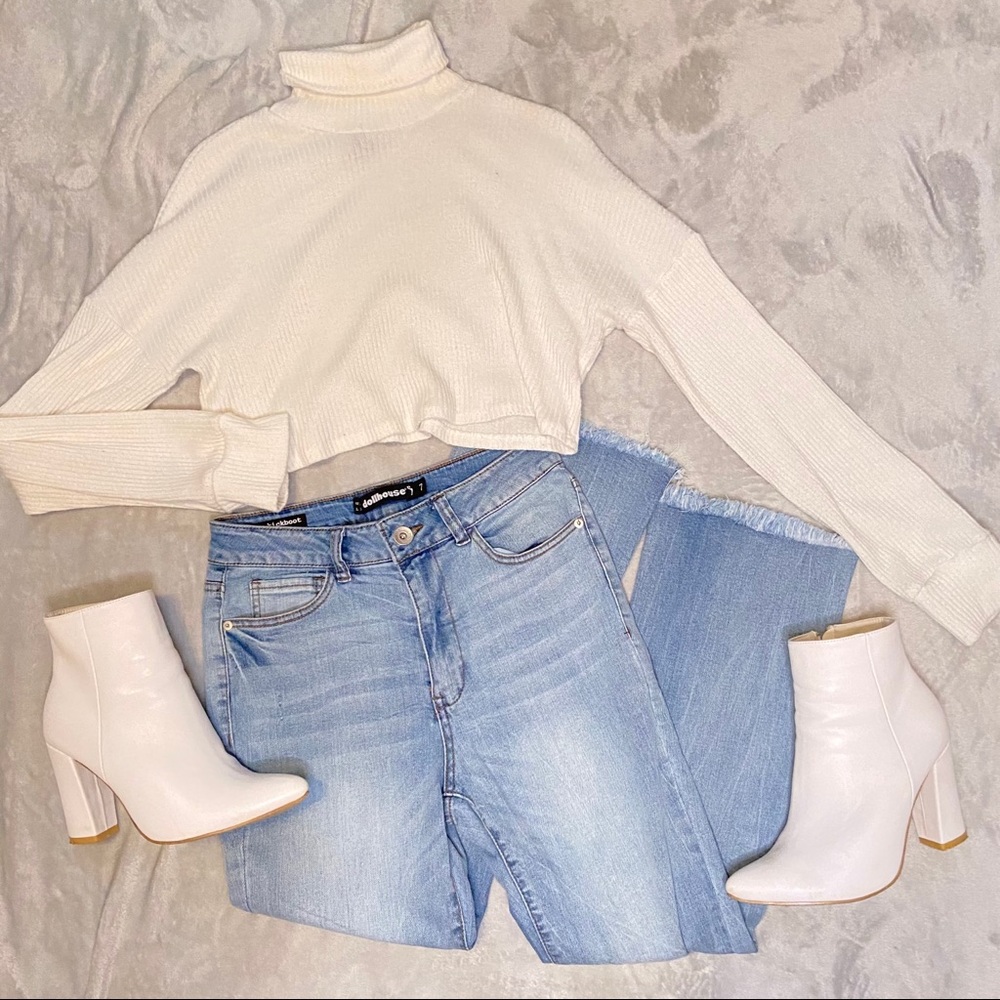 nwot high waist kickboot flare light washed jeans
